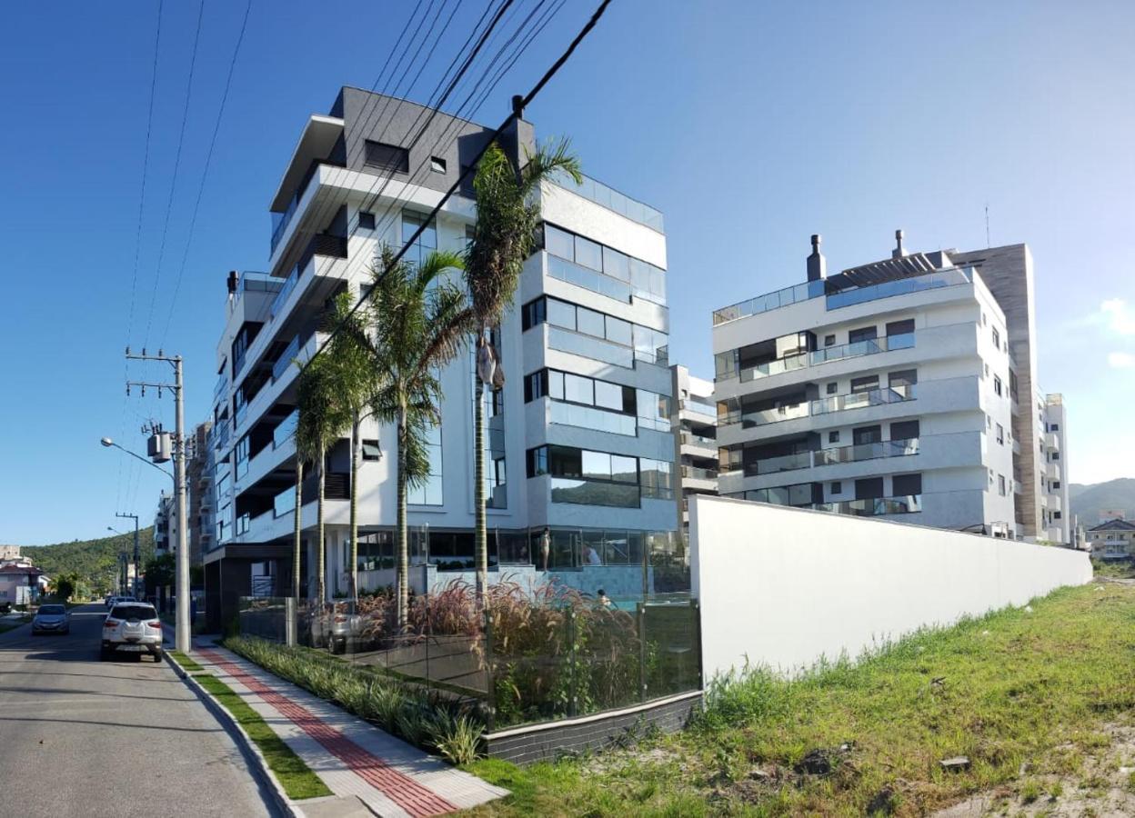 Cobertura Velejar Em Condominio Clube - Com Area De Lazer Governador Celso Ramos Exteriör bild