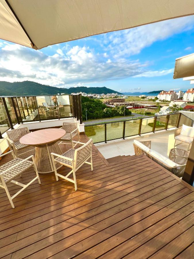 Cobertura Velejar Em Condominio Clube - Com Area De Lazer Governador Celso Ramos Exteriör bild