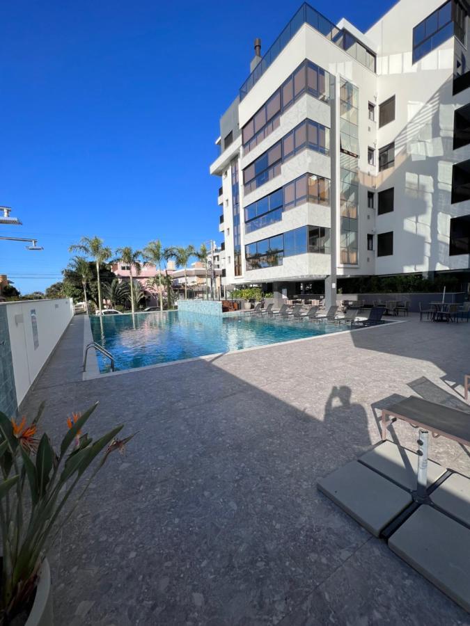 Cobertura Velejar Em Condominio Clube - Com Area De Lazer Governador Celso Ramos Exteriör bild